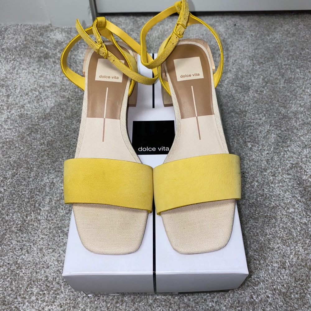 Dolce Vita yellow nubuck Zarita heel